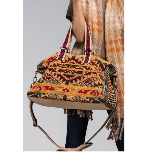 Haute Ellie Handbags - Karma-Bohemian West Print Travel Bag